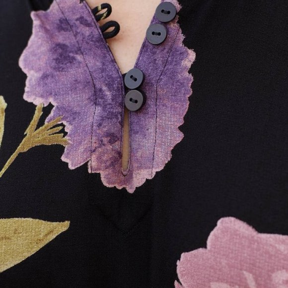 NWT Christy Dawn Dress, Noir Blooms M/L - Picture 5 of 11